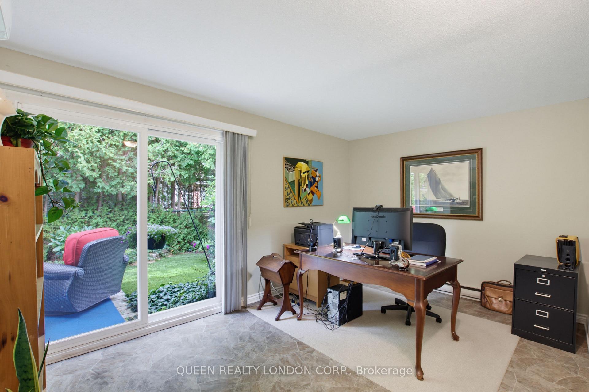 Photo 17 of 528 Cranbrook Road E, London, South M — HOMEH
