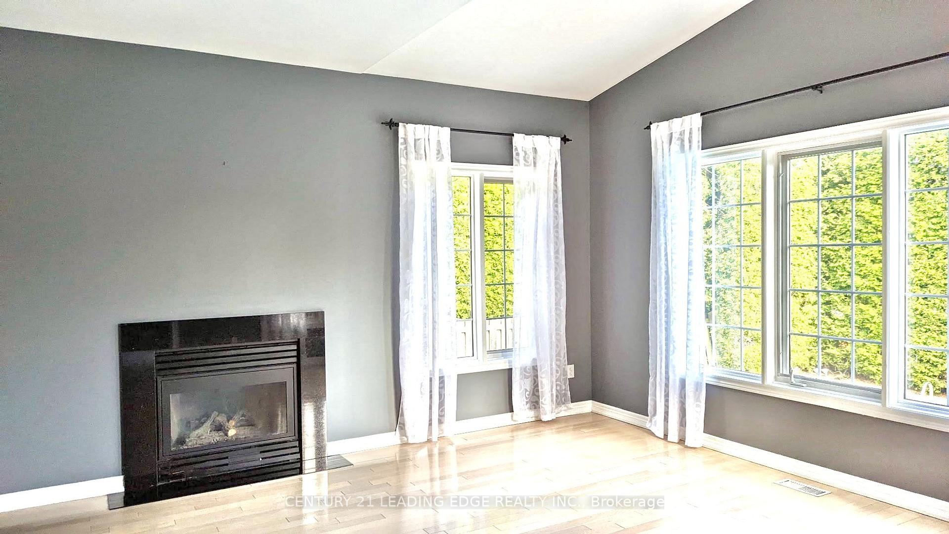 Photo 25 of 1 Castle Green Drive, Whitby, Rolling Acres — HOMEH