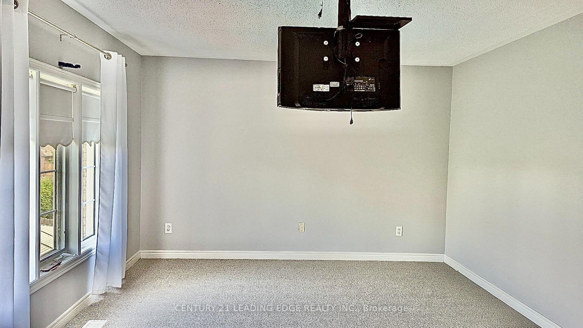 Photo 28 of 1 Castle Green Drive, Whitby, Rolling Acres — HOMEH