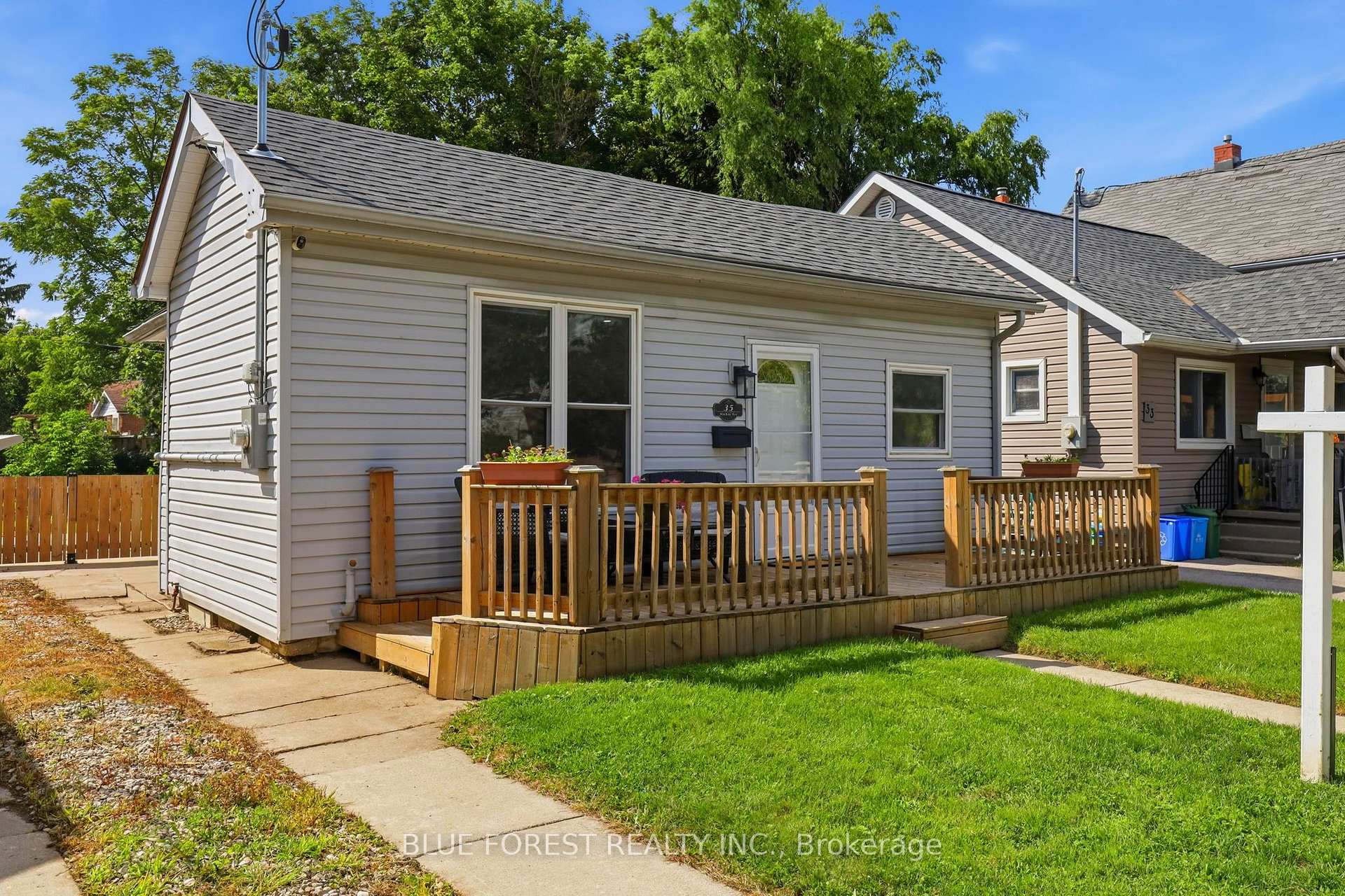 Photo 4 of 35 Mackay Avenue, London, South E — HOMEH