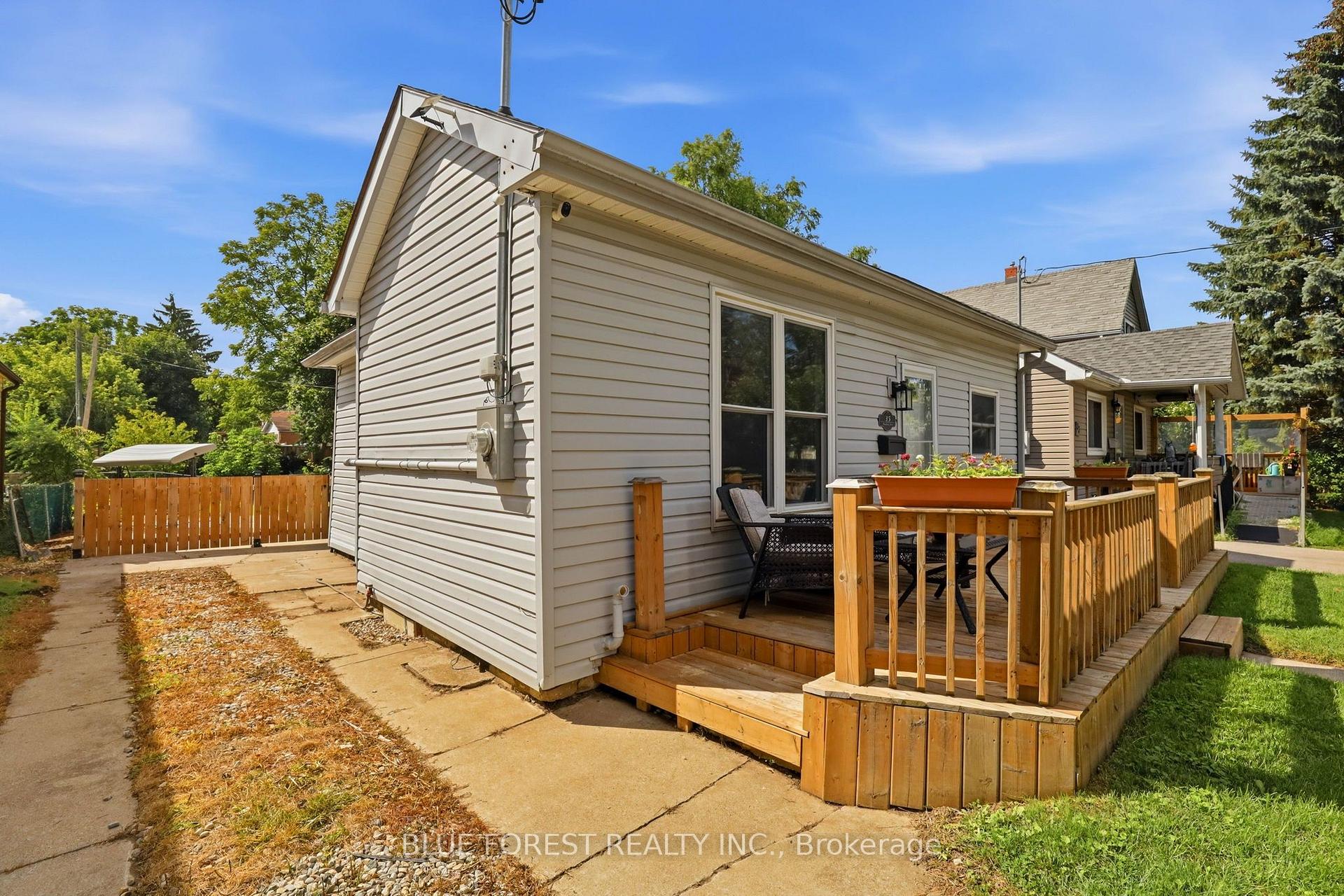 Photo 5 of 35 Mackay Avenue, London, South E — HOMEH