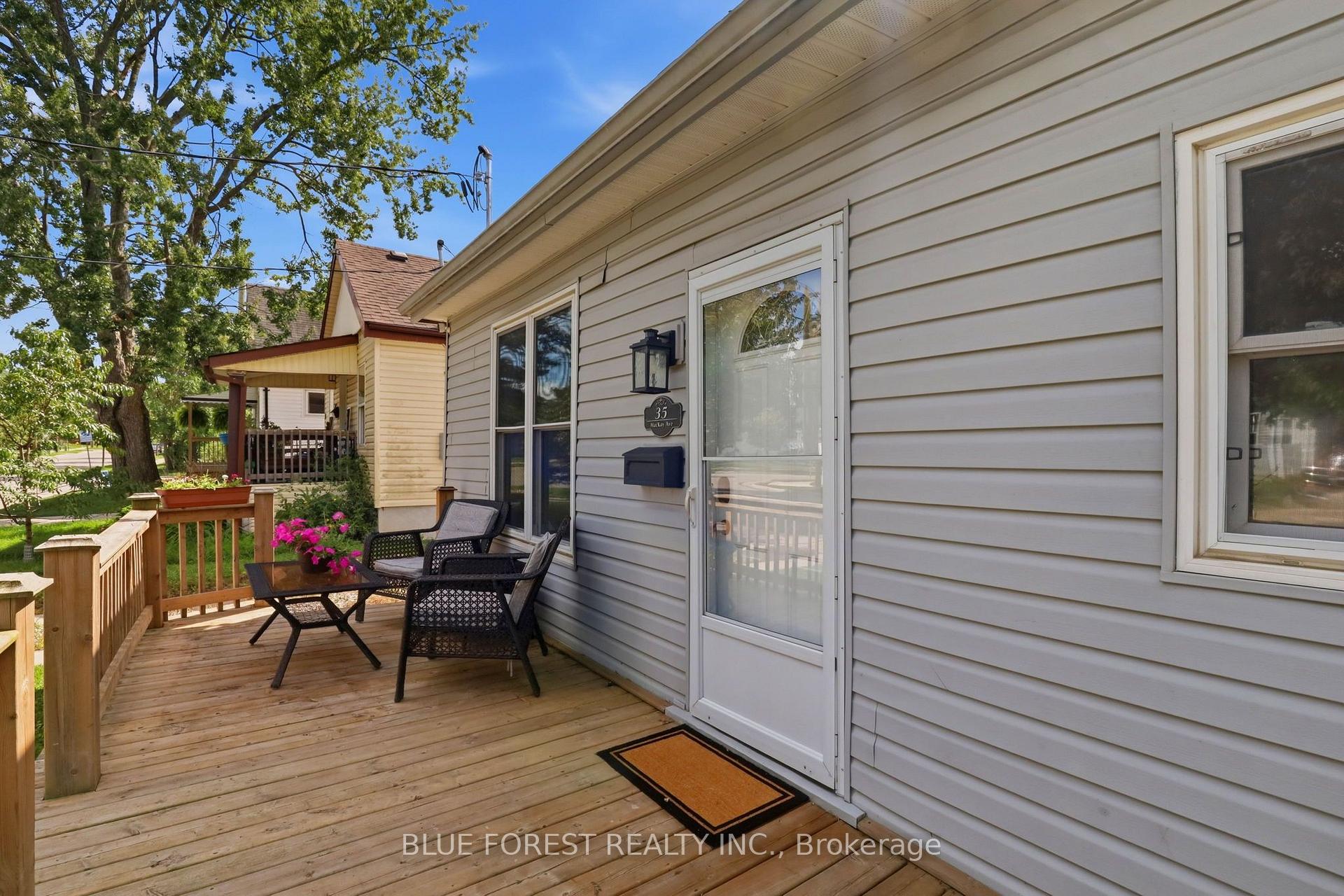 Photo 7 of 35 Mackay Avenue, London, South E — HOMEH