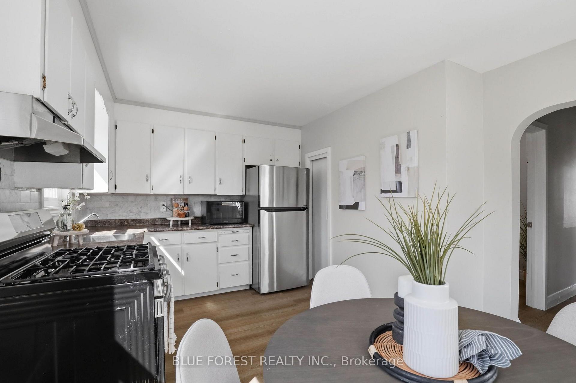 Photo 16 of 35 Mackay Avenue, London, South E — HOMEH