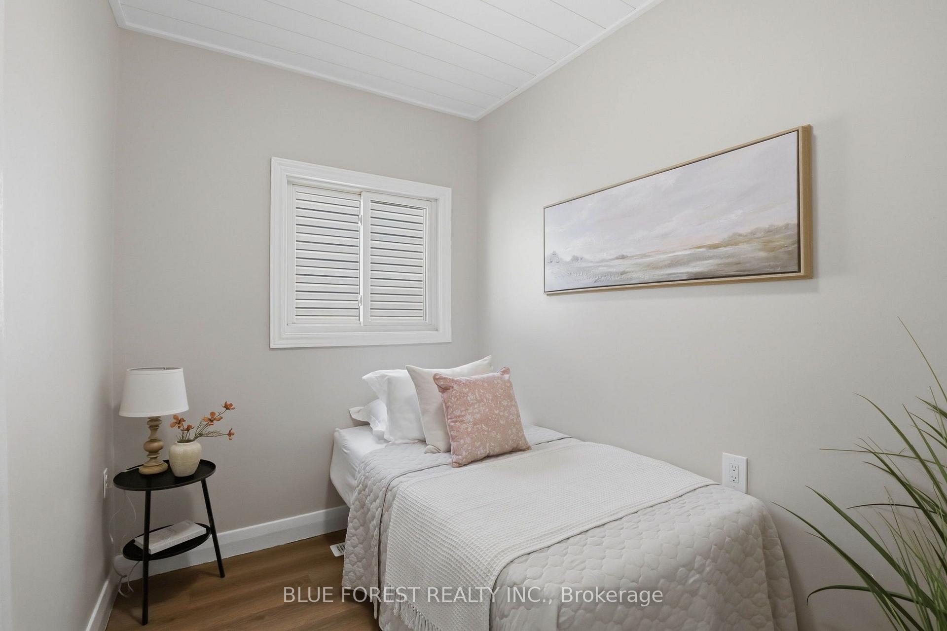 Photo 23 of 35 Mackay Avenue, London, South E — HOMEH