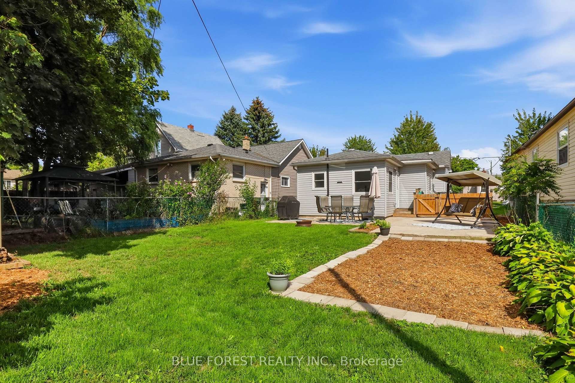 Photo 31 of 35 Mackay Avenue, London, South E — HOMEH