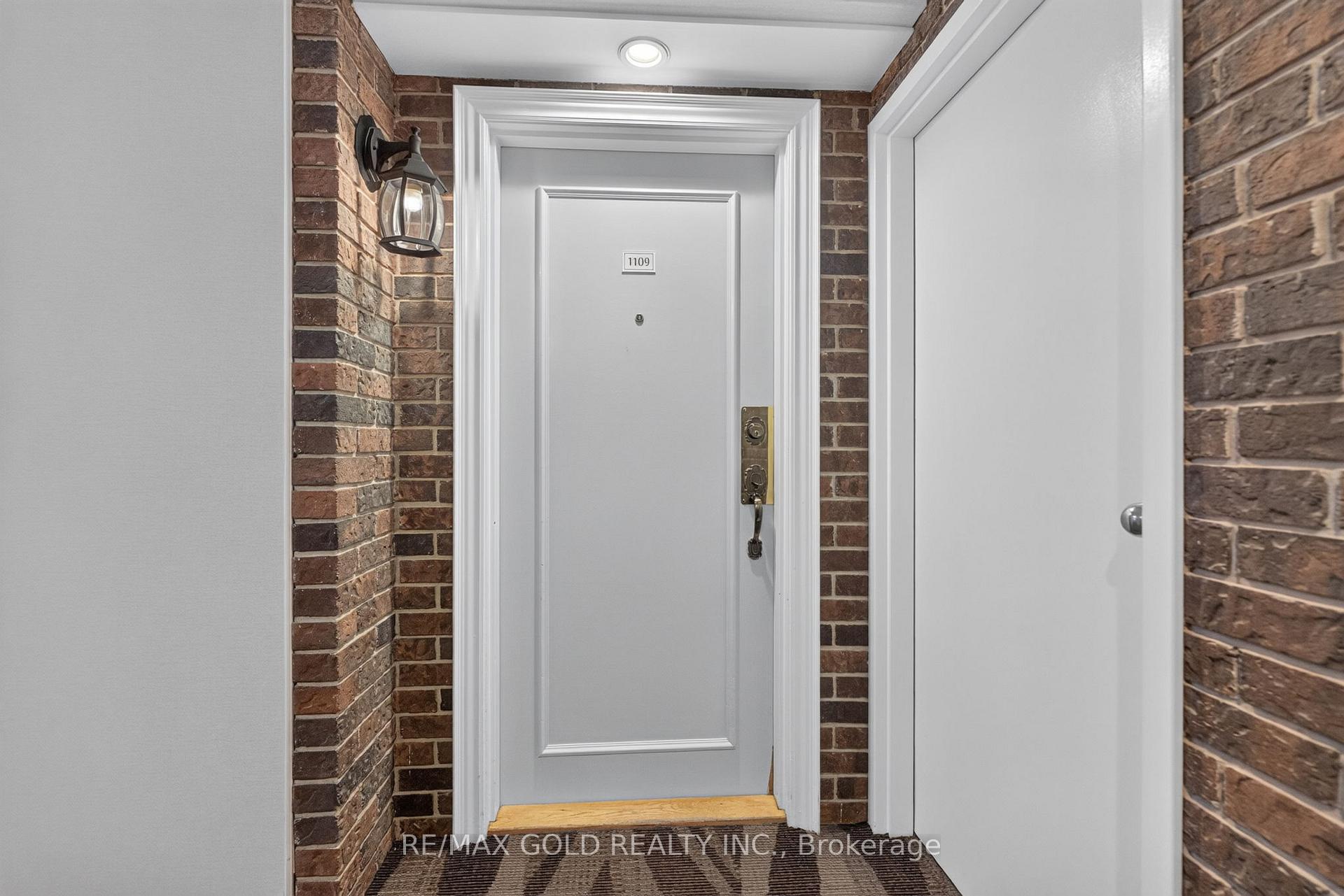 Photo 5 of Unit 1109, 3 Lisa Street, Brampton, Queen Street Corridor — HOMEH