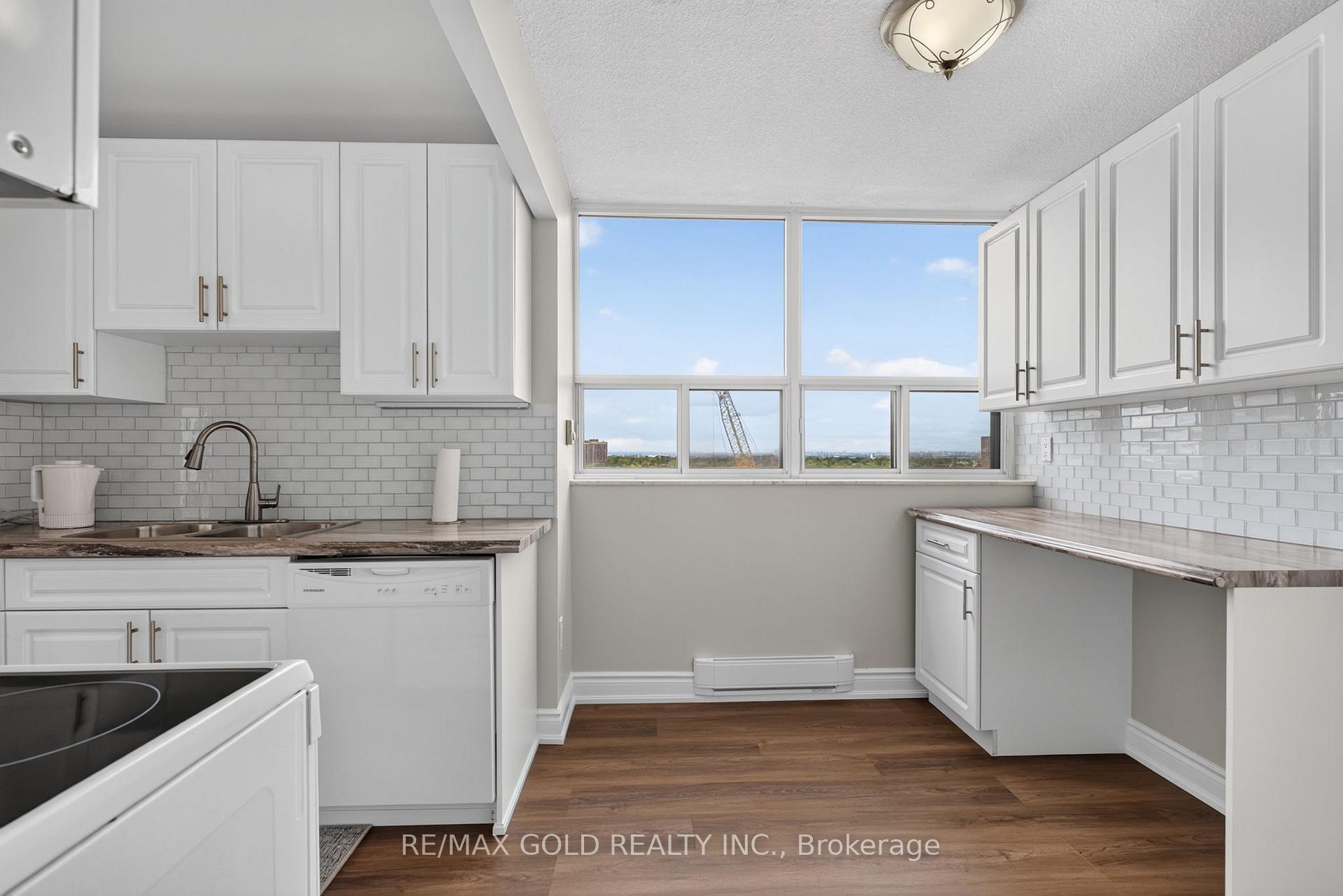 Photo 13 of Unit 1109, 3 Lisa Street, Brampton, Queen Street Corridor — HOMEH