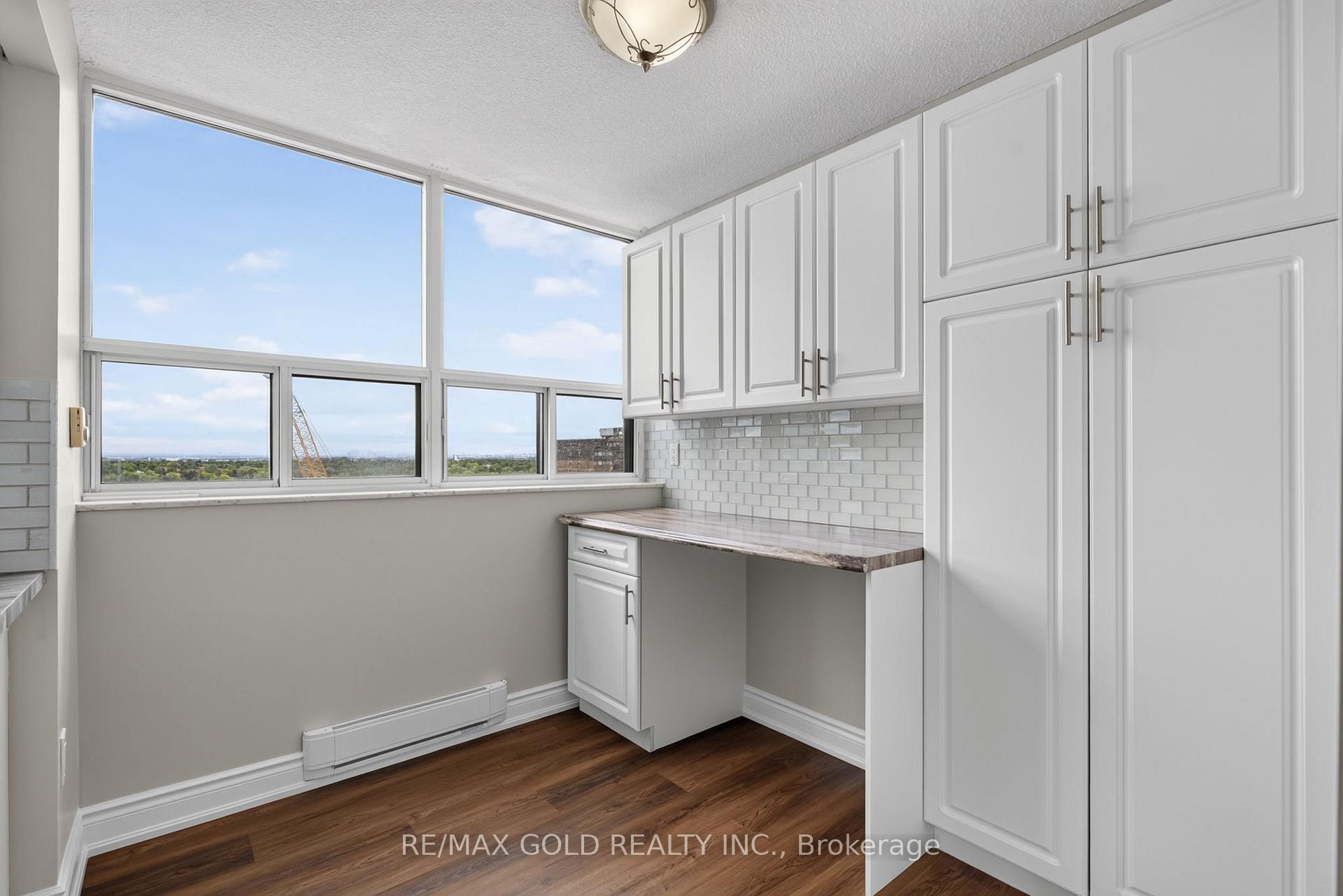 Photo 14 of Unit 1109, 3 Lisa Street, Brampton, Queen Street Corridor — HOMEH
