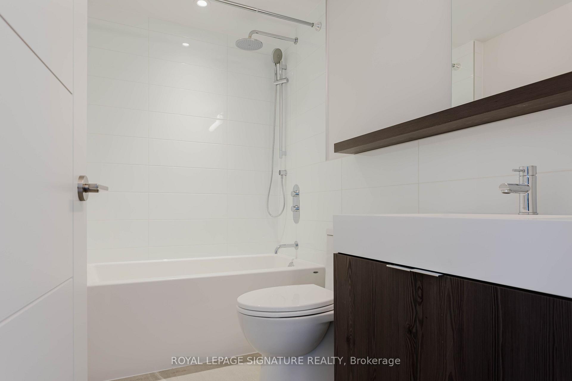 Photo 9 of Unit 306, 2525 Bathurst Street, Toronto, Forest Hill North — HOMEH