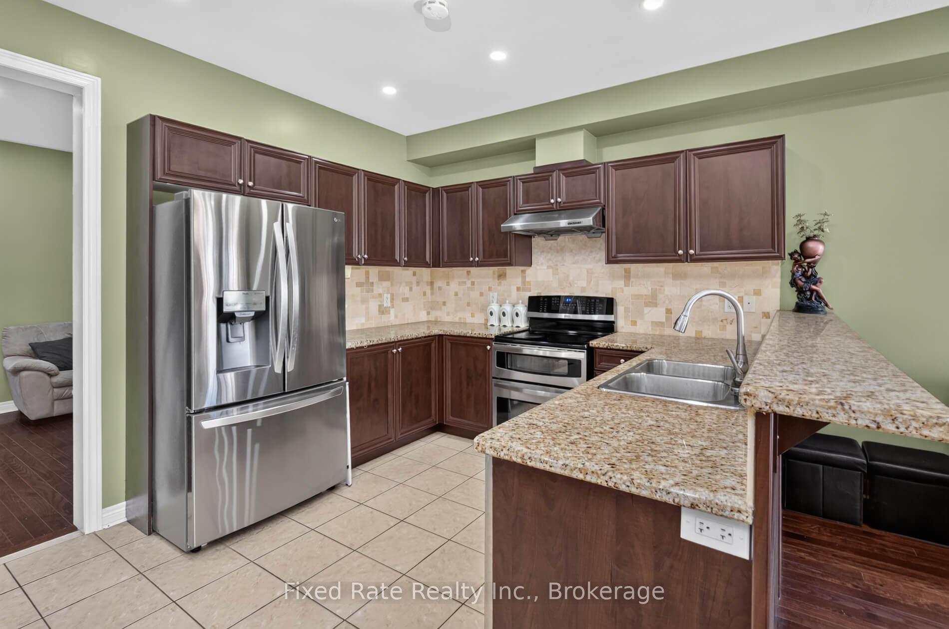 Photo 14 of 56 Versailles Crescent, Brampton, Bram East — HOMEH