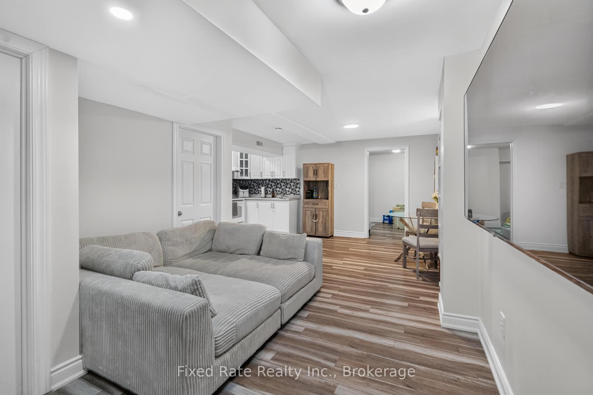 Photo 32 of 56 Versailles Crescent, Brampton, Bram East — HOMEH