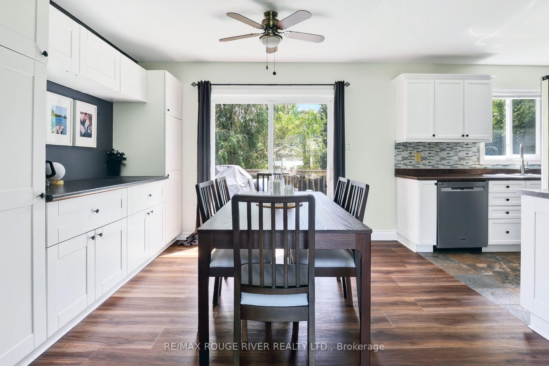 Photo 11 of 33 Creek Drive, Georgina, Pefferlaw — HOMEH