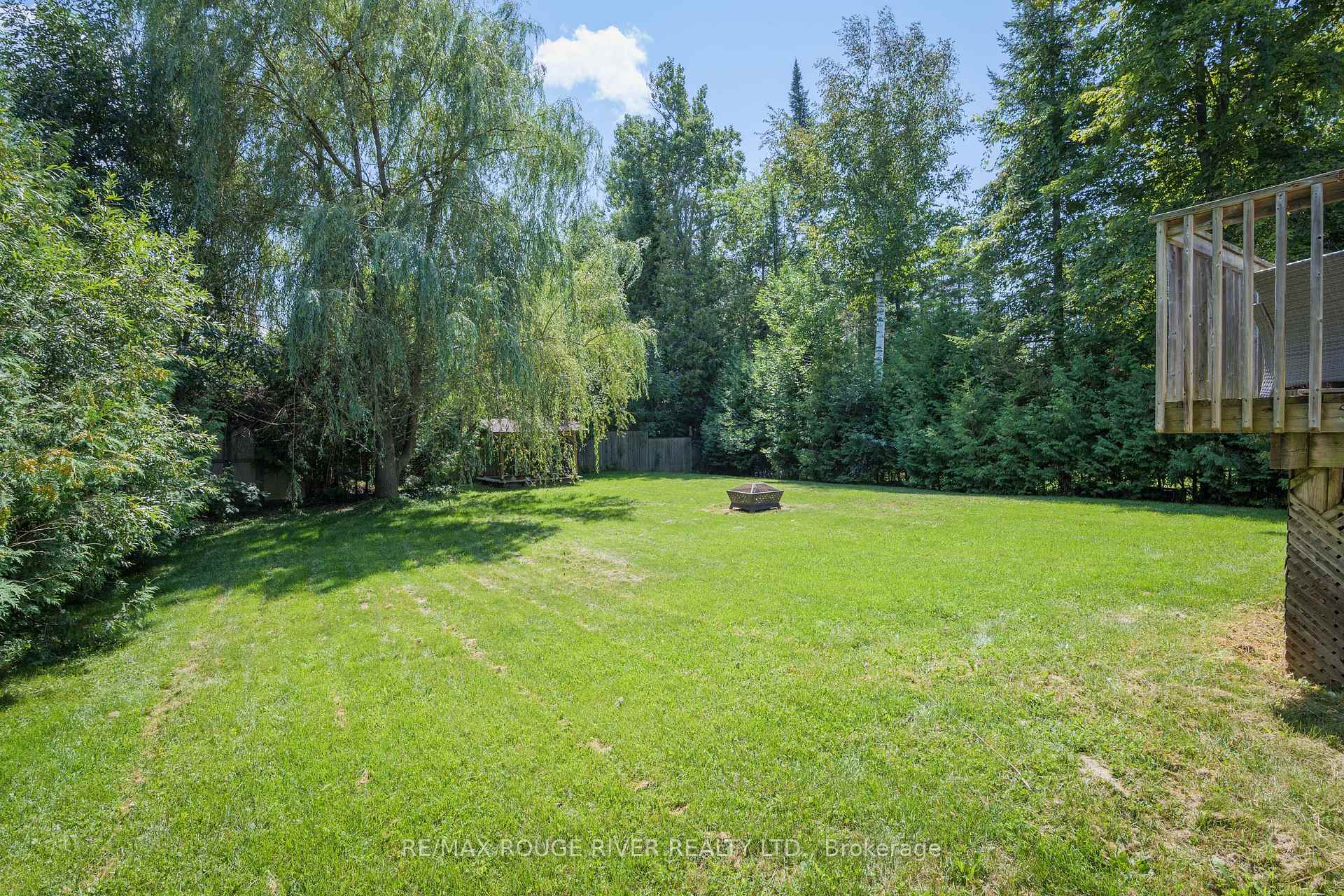 Photo 41 of 33 Creek Drive, Georgina, Pefferlaw — HOMEH