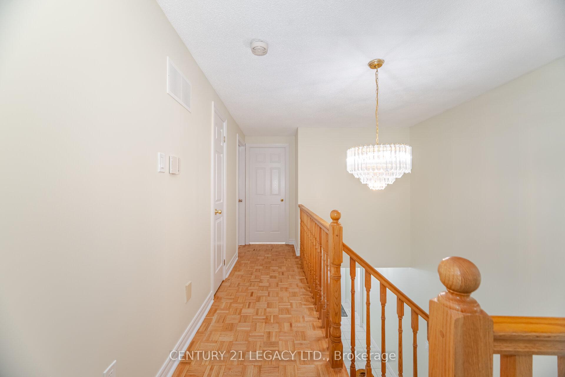 Photo 18 of 3182 Bracknell Crescent, Mississauga, Meadowvale — HOMEH