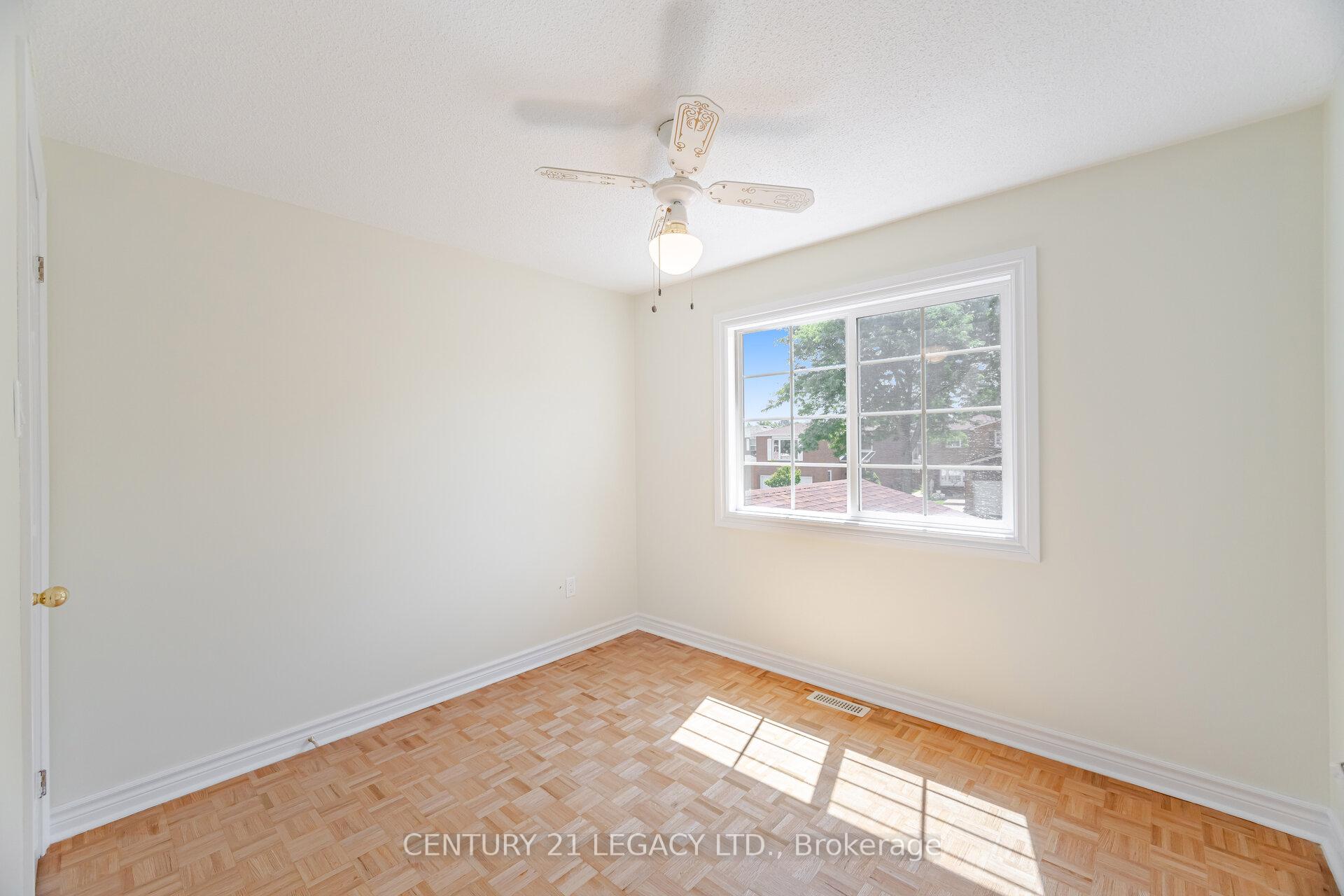 Photo 25 of 3182 Bracknell Crescent, Mississauga, Meadowvale — HOMEH