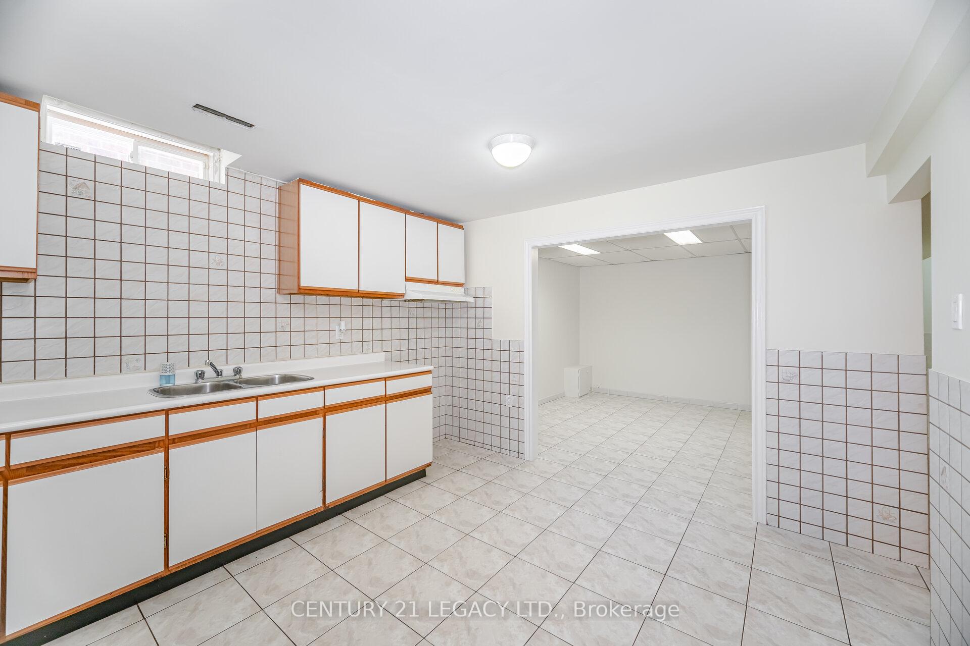 Photo 34 of 3182 Bracknell Crescent, Mississauga, Meadowvale — HOMEH