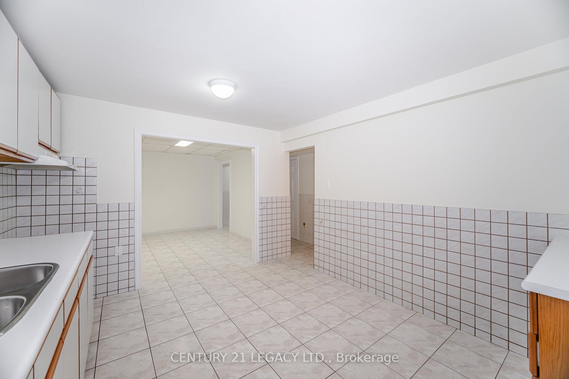 Photo 35 of 3182 Bracknell Crescent, Mississauga, Meadowvale — HOMEH