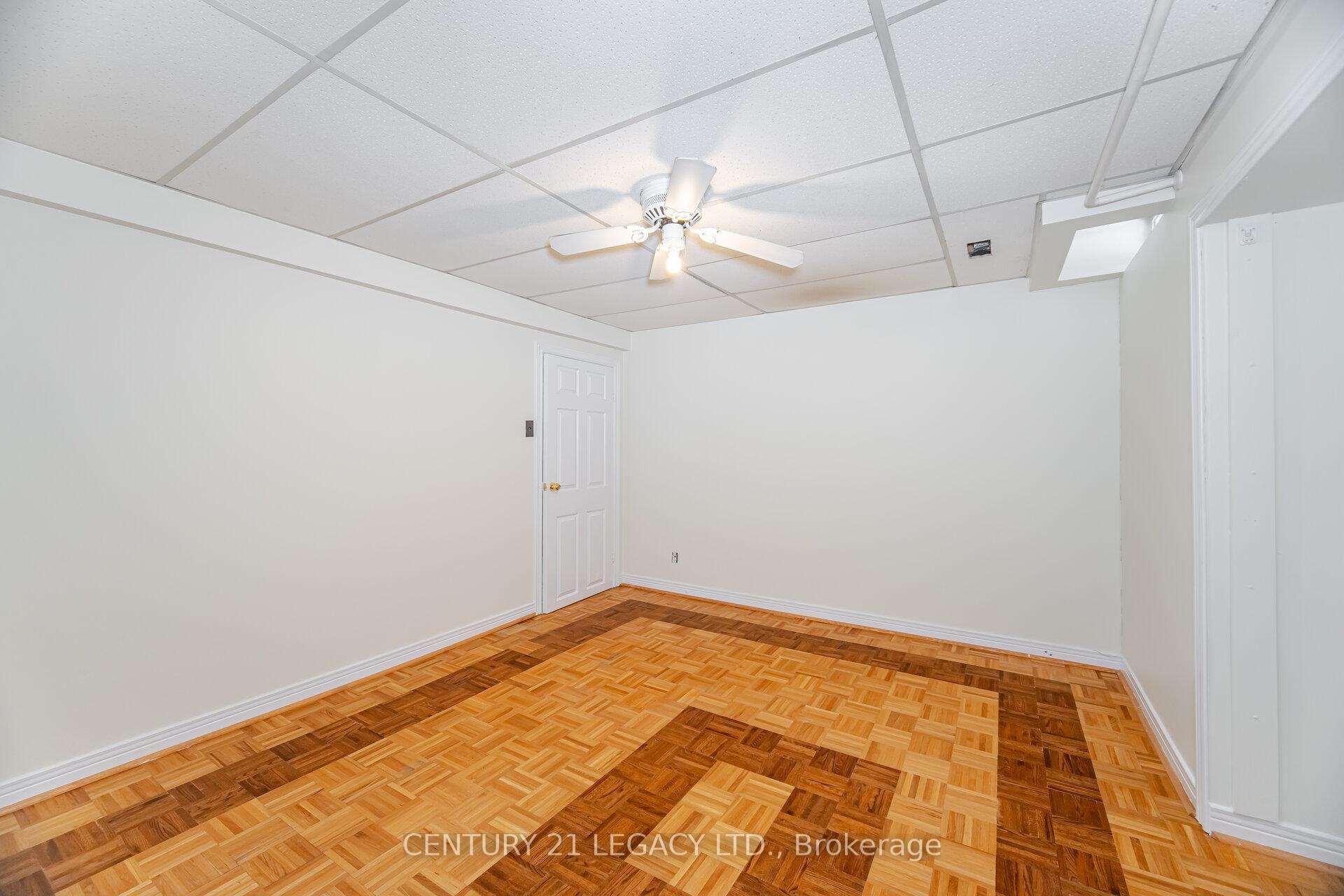 Photo 37 of 3182 Bracknell Crescent, Mississauga, Meadowvale — HOMEH