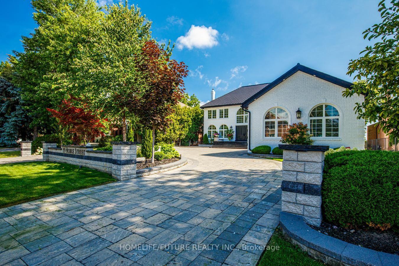 Photo 2 of 19 Noble Street, Markham, Milliken Mills East — HOMEH