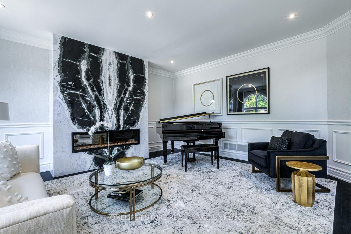Photo 5 of 19 Noble Street, Markham, Milliken Mills East — HOMEH