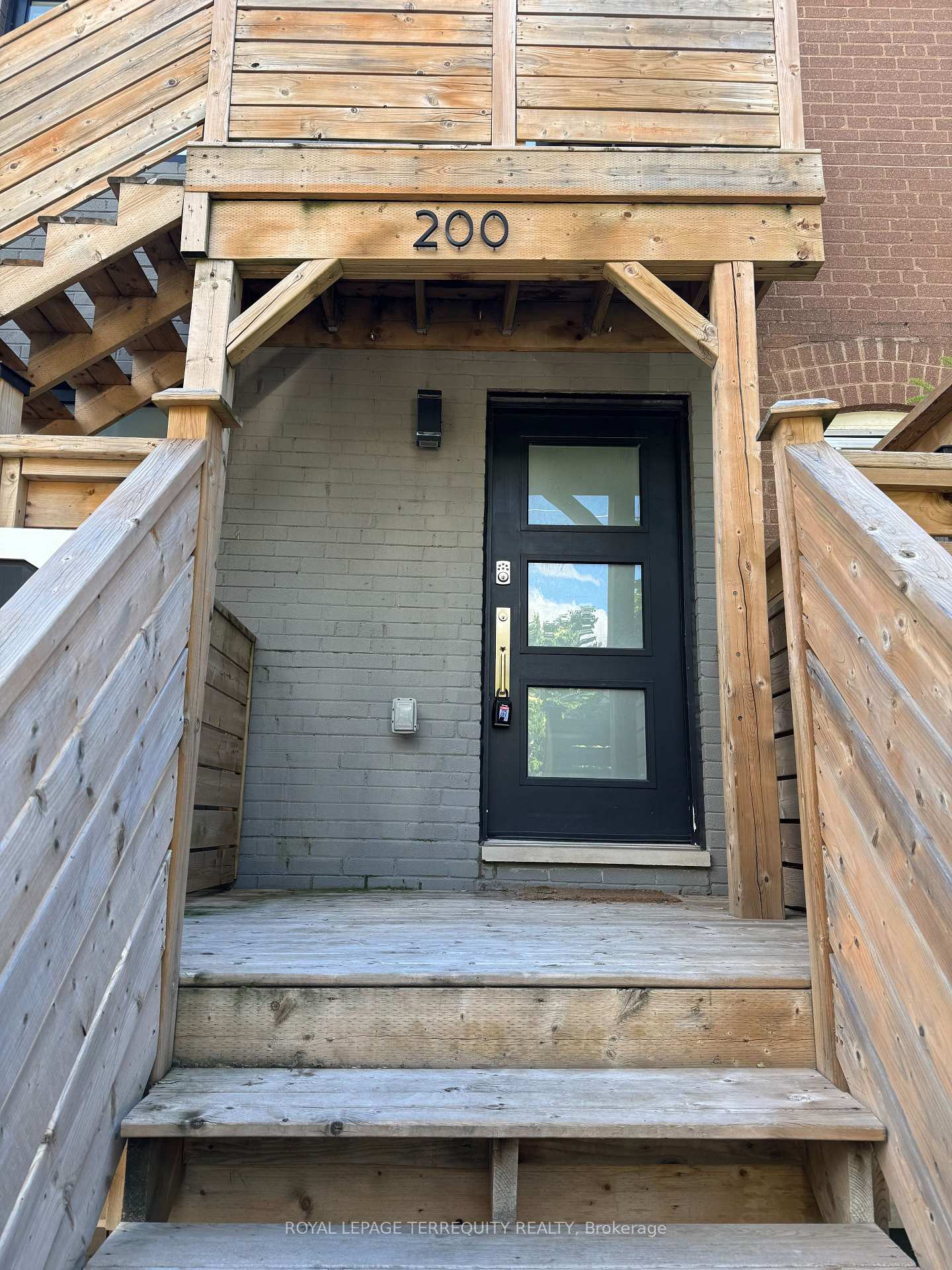 Photo 2 of Unit 2, 200 Munro Street, Toronto, South Riverdale — HOMEH