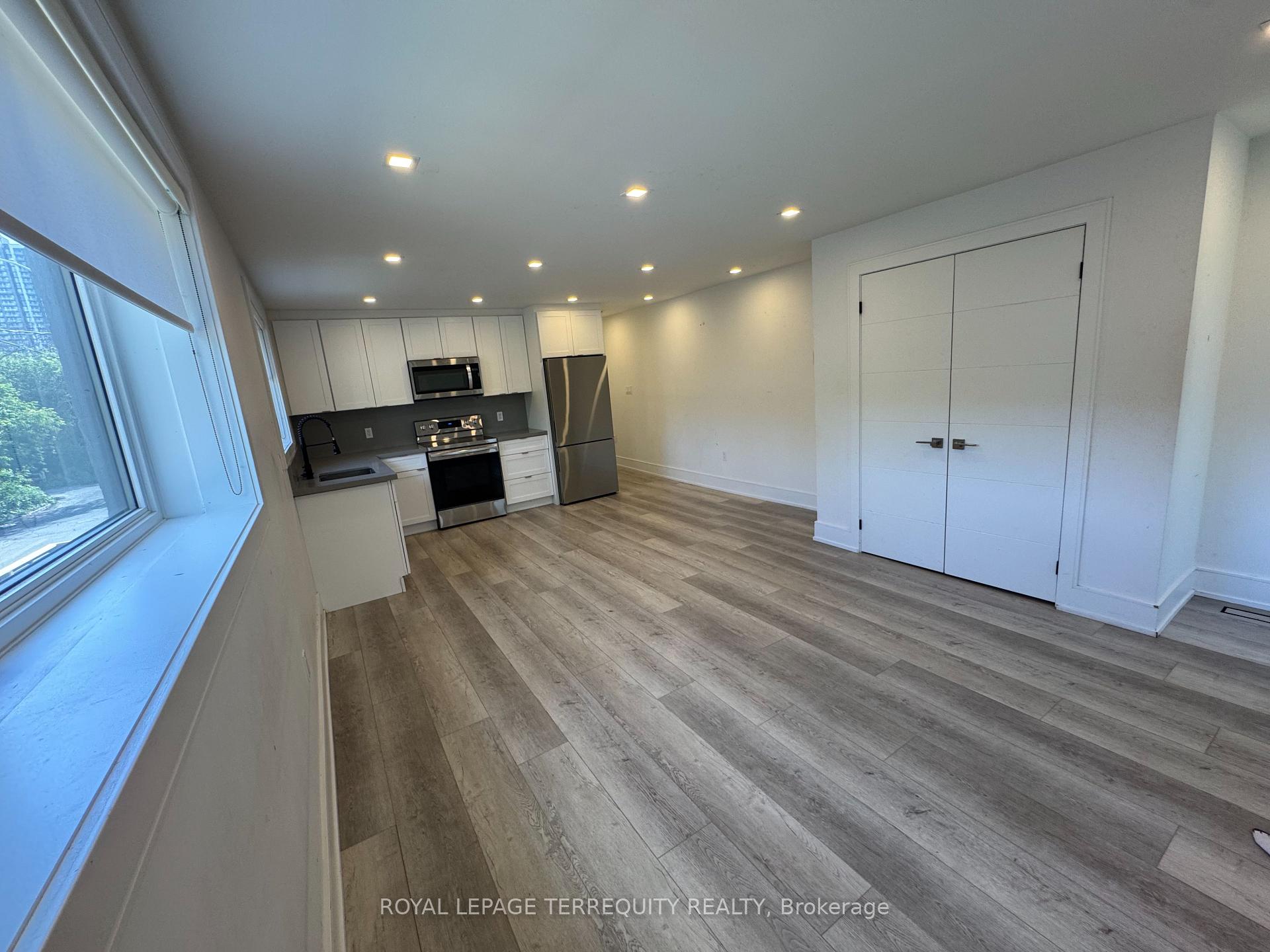 Photo 5 of Unit 2, 200 Munro Street, Toronto, South Riverdale — HOMEH