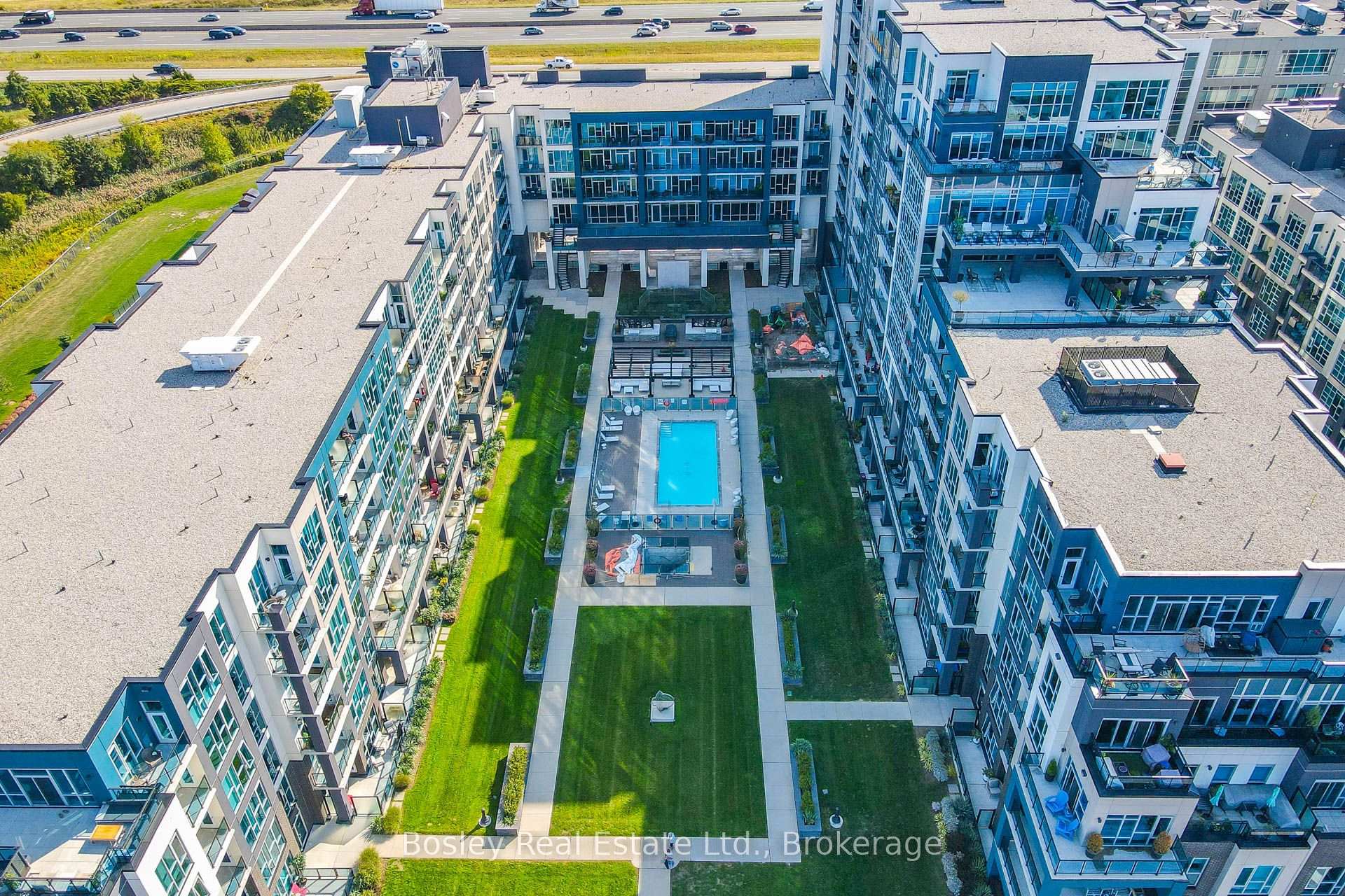 Photo 3 of Unit 550, 16 Concord Place, Grimsby, Grimsby Beach — HOMEH