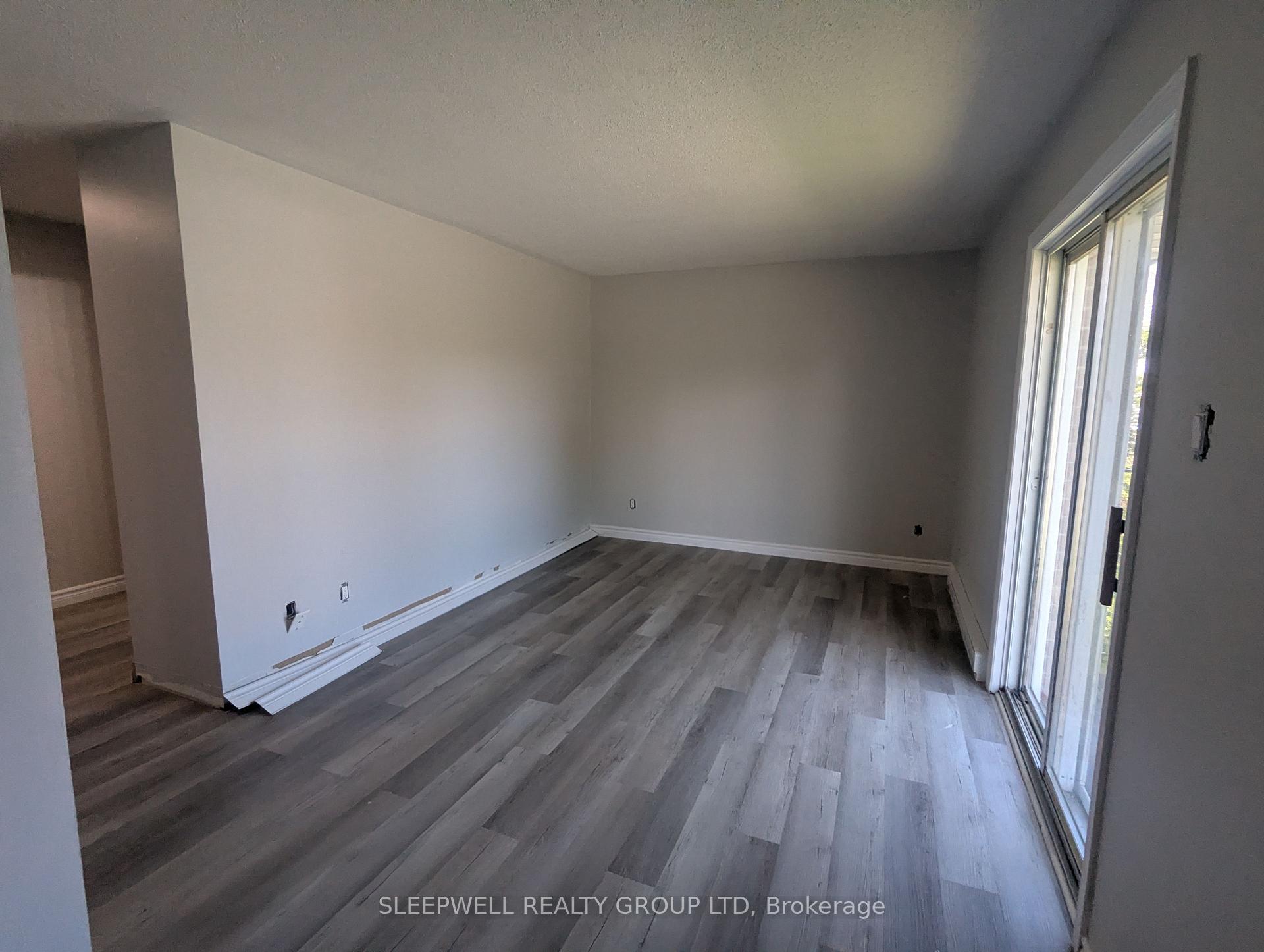 Photo 5 of Unit 3, 52 Mill Street, North Dundas, Chesterville — HOMEH