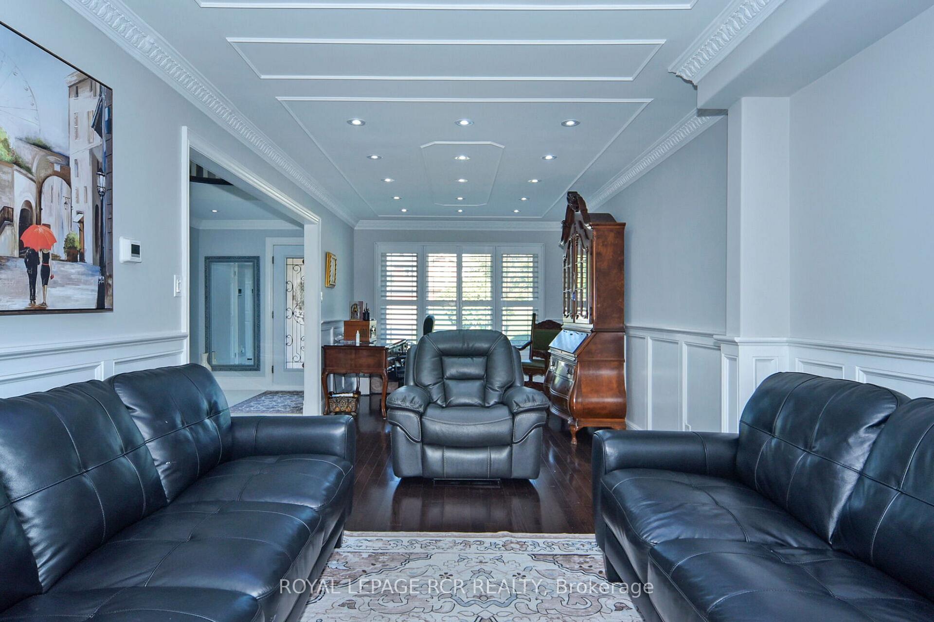 Photo 10 of 3 Jackman Crescent, Vaughan, West Woodbridge — HOMEH