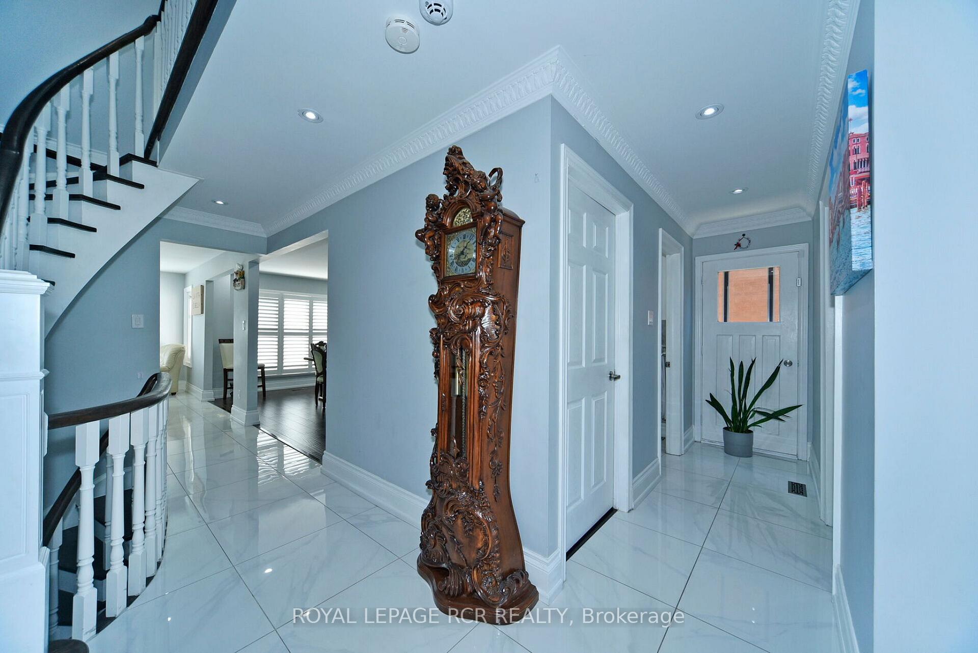 Photo 11 of 3 Jackman Crescent, Vaughan, West Woodbridge — HOMEH