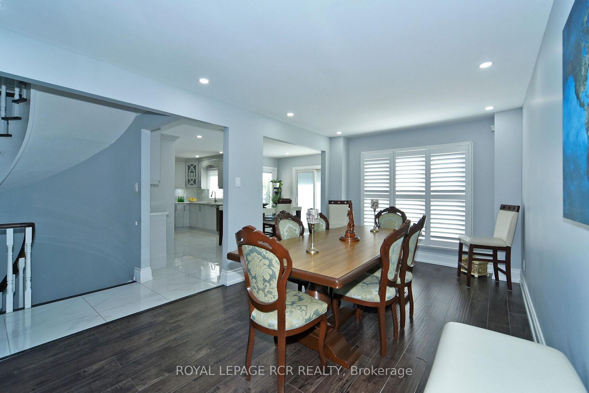 Photo 13 of 3 Jackman Crescent, Vaughan, West Woodbridge — HOMEH