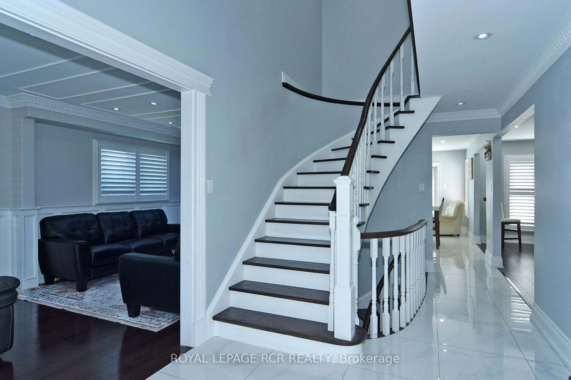 Photo 22 of 3 Jackman Crescent, Vaughan, West Woodbridge — HOMEH
