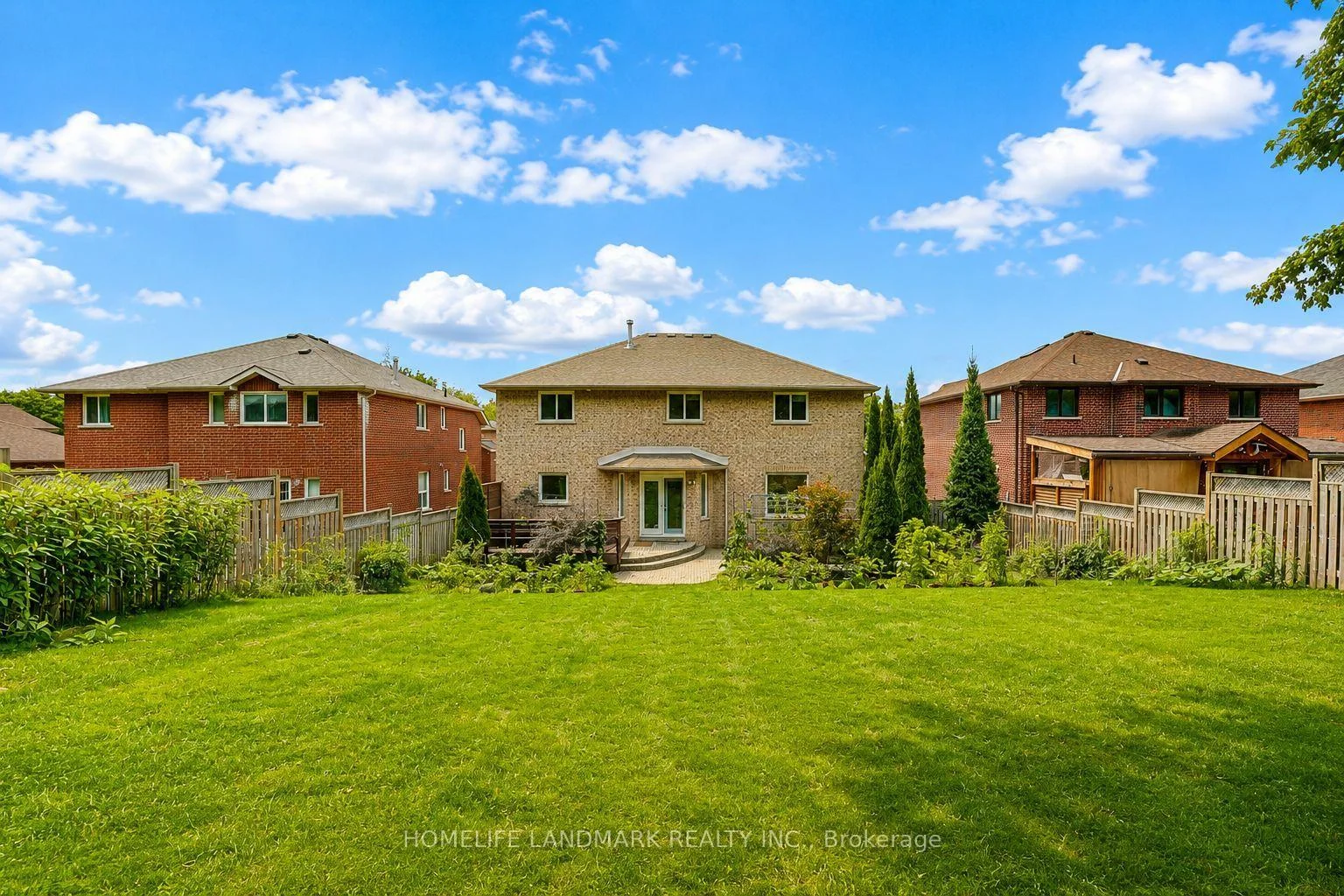 Photo 56 of 31 Crimson Ridge Road, Barrie, Bayshore — HOMEH