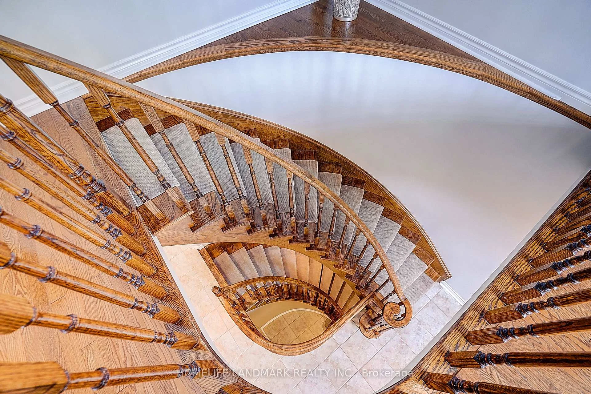 Photo 30 of 31 Crimson Ridge Road, Barrie, Bayshore — HOMEH
