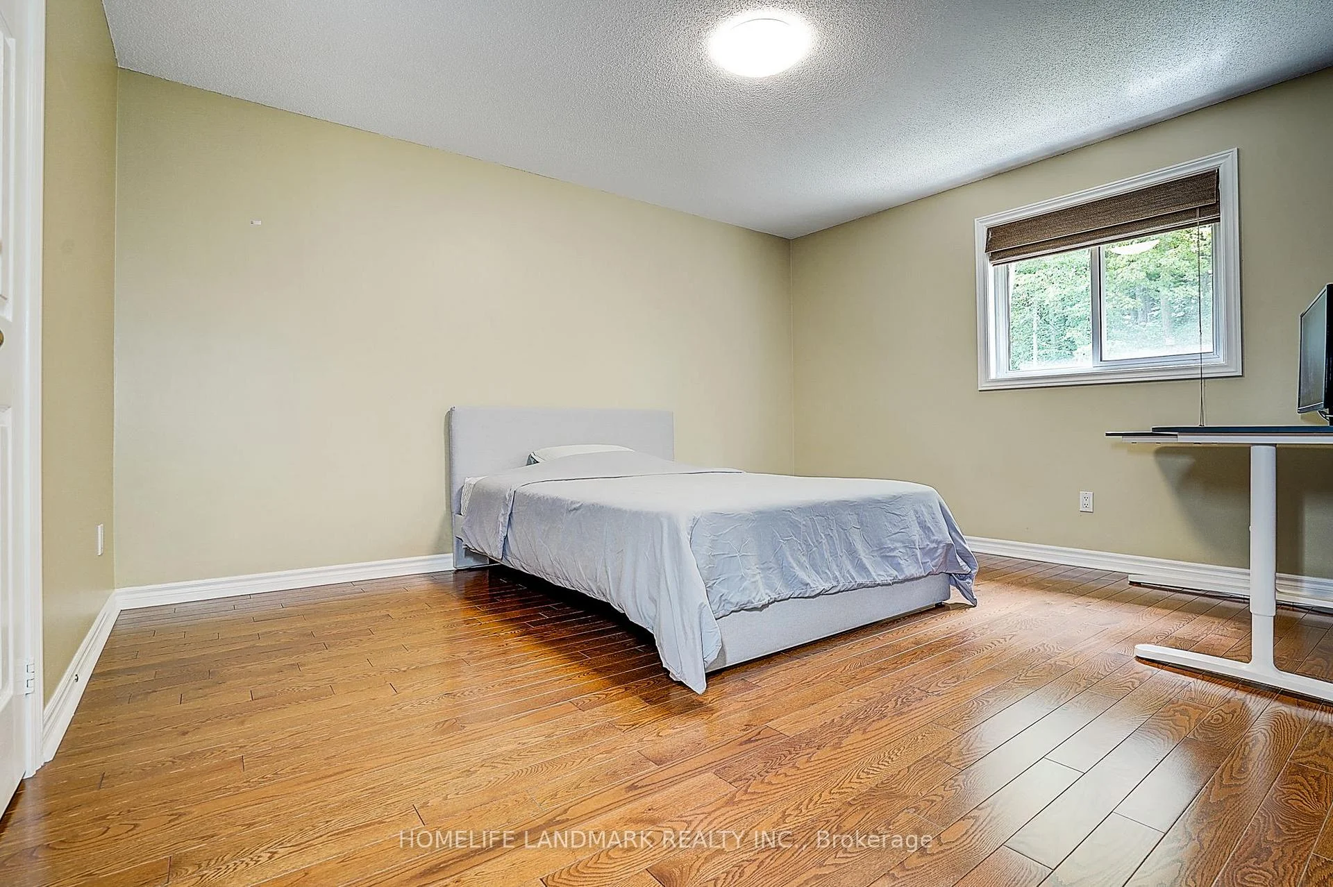 Photo 37 of 31 Crimson Ridge Road, Barrie, Bayshore — HOMEH
