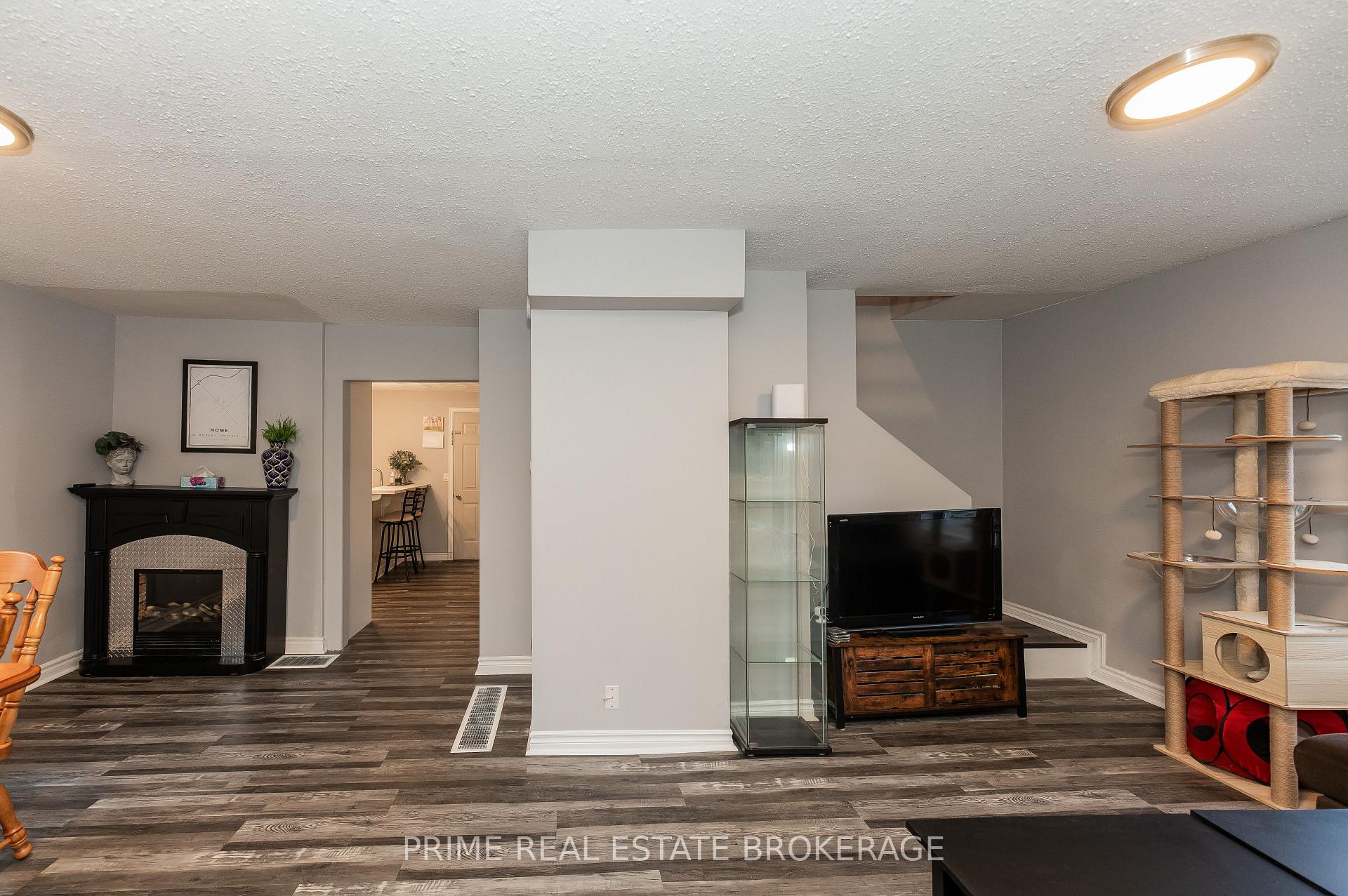 Photo 8 of 221 Third Street, West Elgin, Rodney — HOMEH