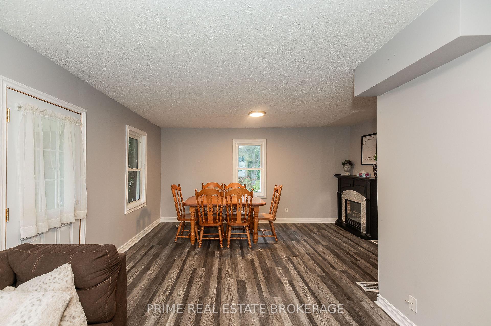 Photo 11 of 221 Third Street, West Elgin, Rodney — HOMEH