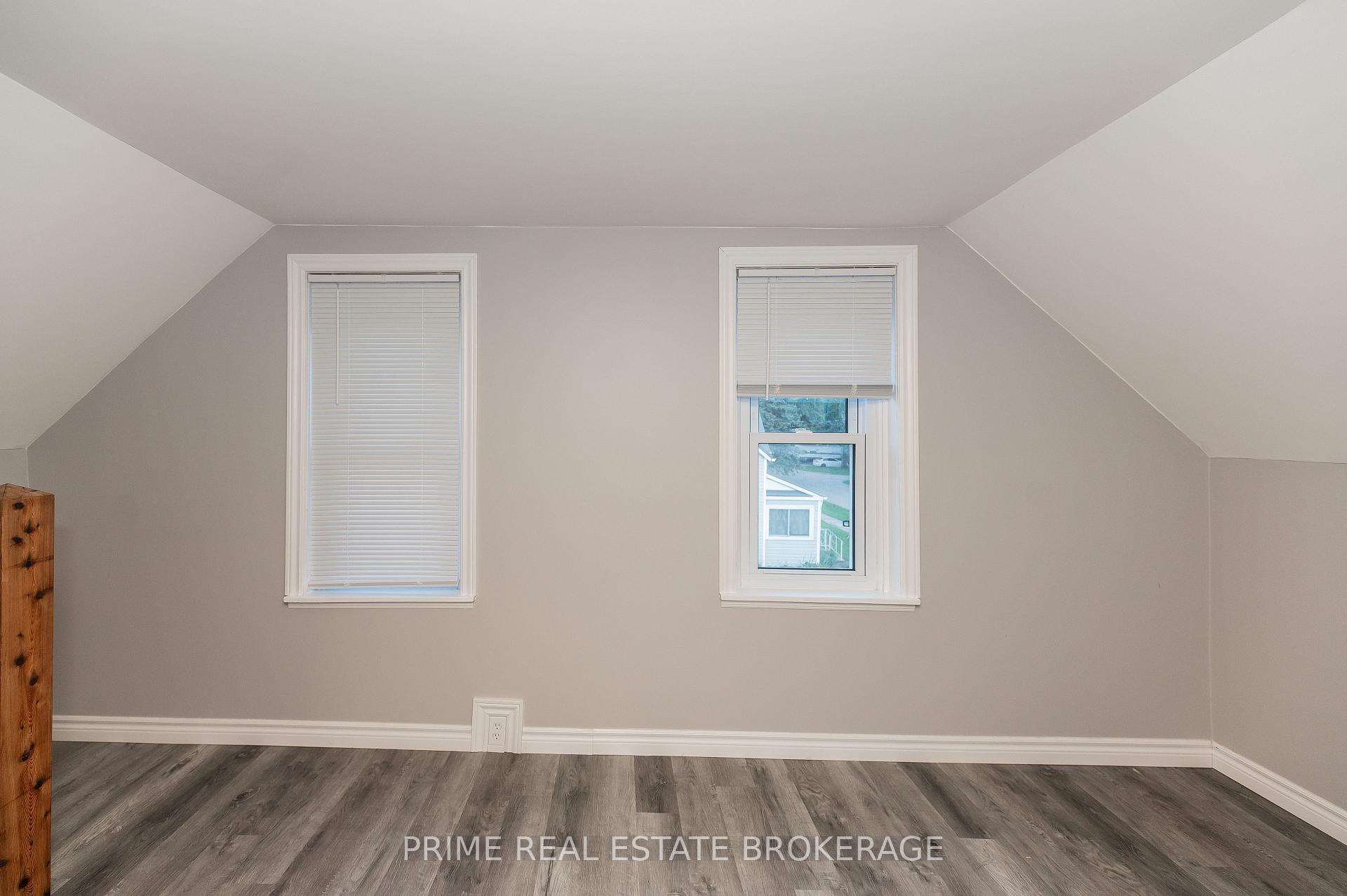 Photo 27 of 221 Third Street, West Elgin, Rodney — HOMEH