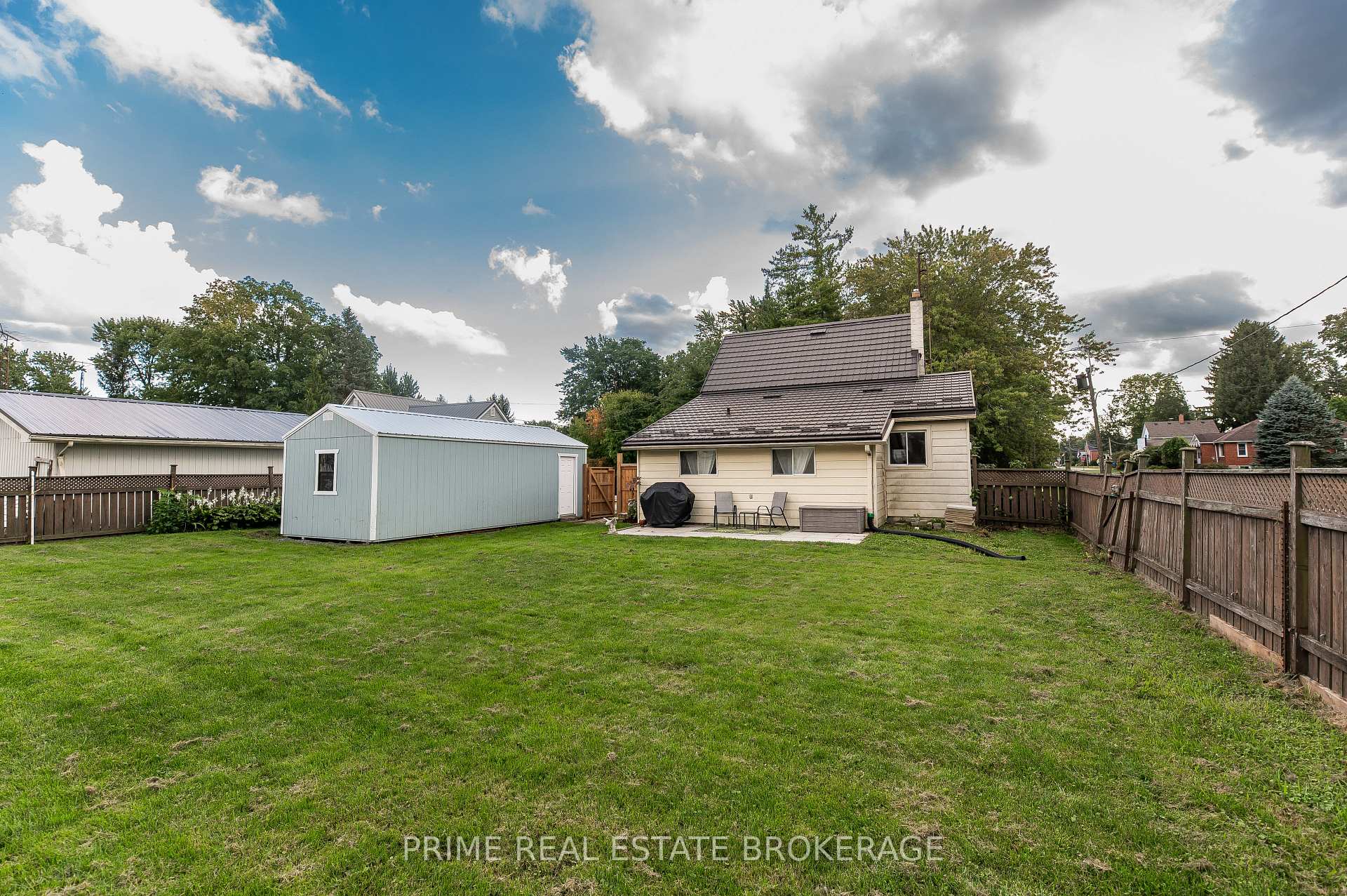 Photo 39 of 221 Third Street, West Elgin, Rodney — HOMEH