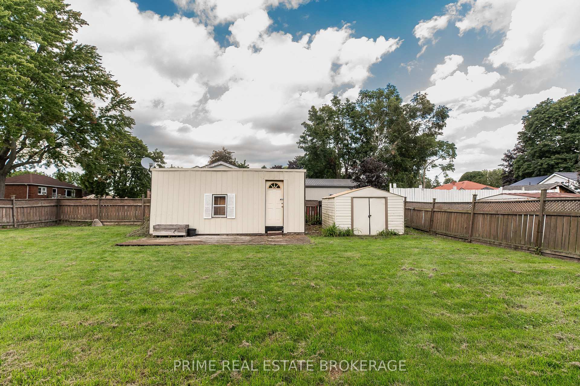 Photo 40 of 221 Third Street, West Elgin, Rodney — HOMEH
