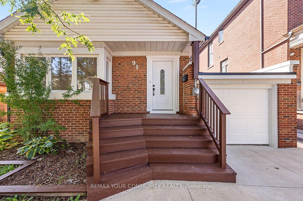 Photo 2 of 91 Mcgillivray Avenue, Toronto, Bedford Park-Nortown — HOMEH