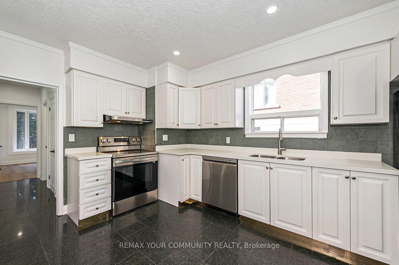Photo 10 of 91 Mcgillivray Avenue, Toronto, Bedford Park-Nortown — HOMEH