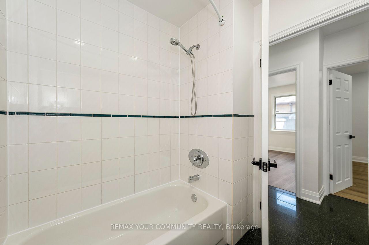 Photo 15 of 91 Mcgillivray Avenue, Toronto, Bedford Park-Nortown — HOMEH