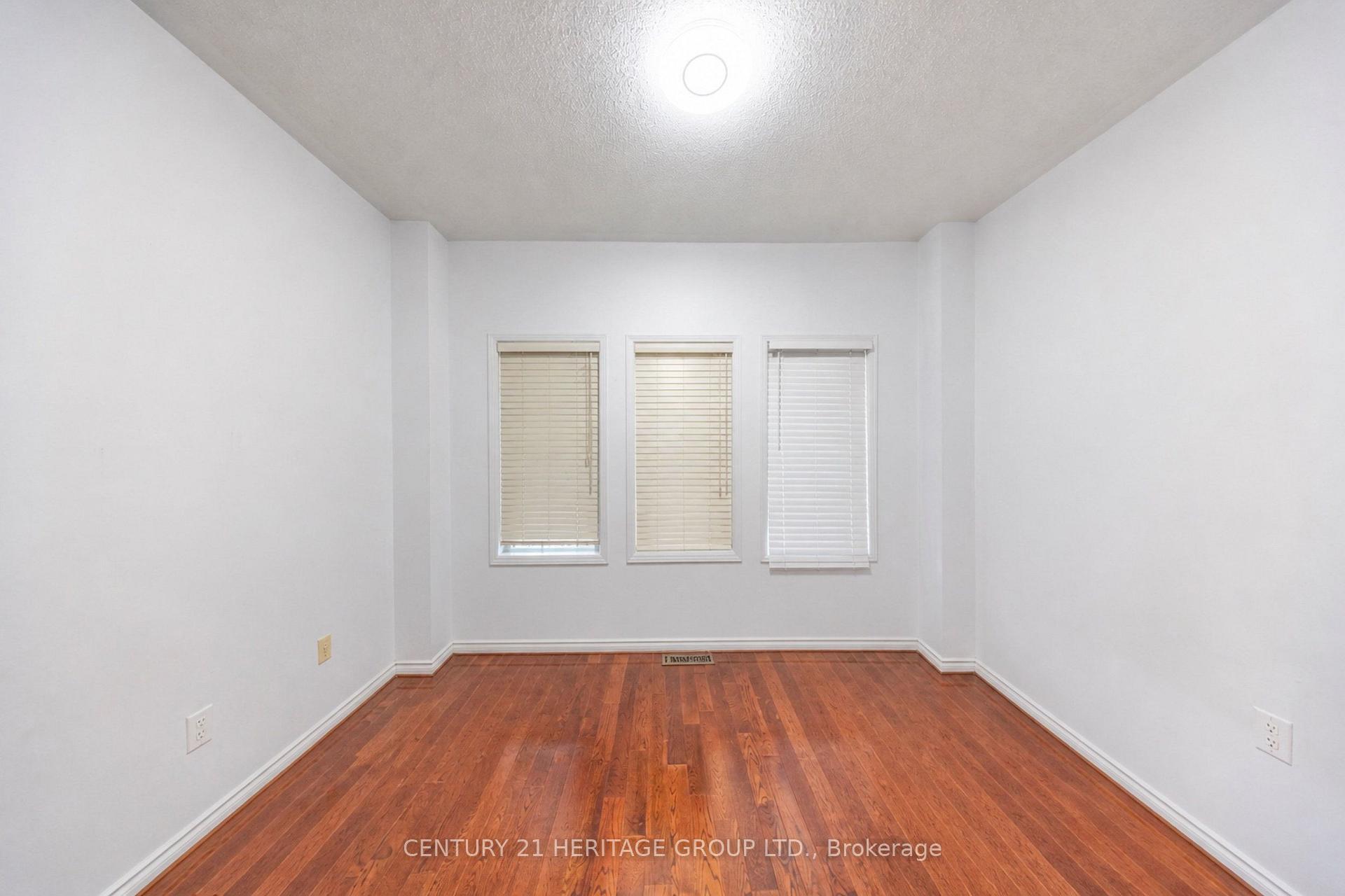 Photo 3 of Unit Main & 2nd, 92 Edenbrook Hill Drive, Brampton, Fletcher's Meadow — HOMEH