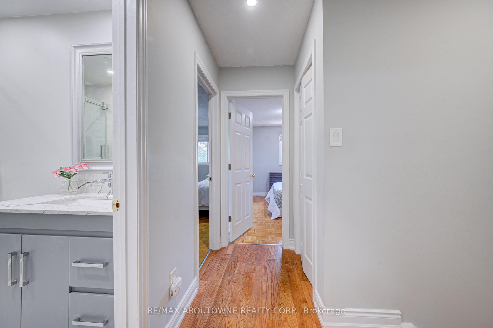 Photo 18 of 1140 Avondale Drive, Oakville, Wedgewood Creek — HOMEH