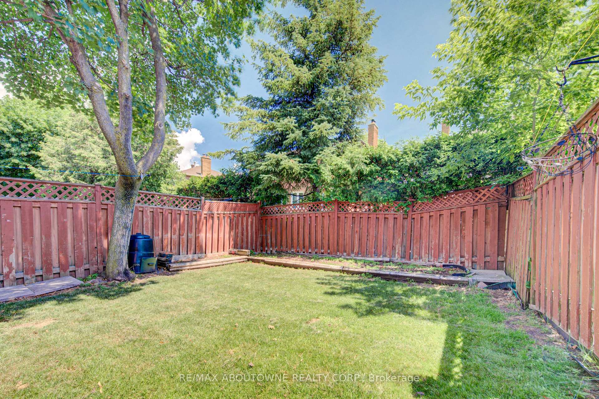 Photo 36 of 1140 Avondale Drive, Oakville, Wedgewood Creek — HOMEH
