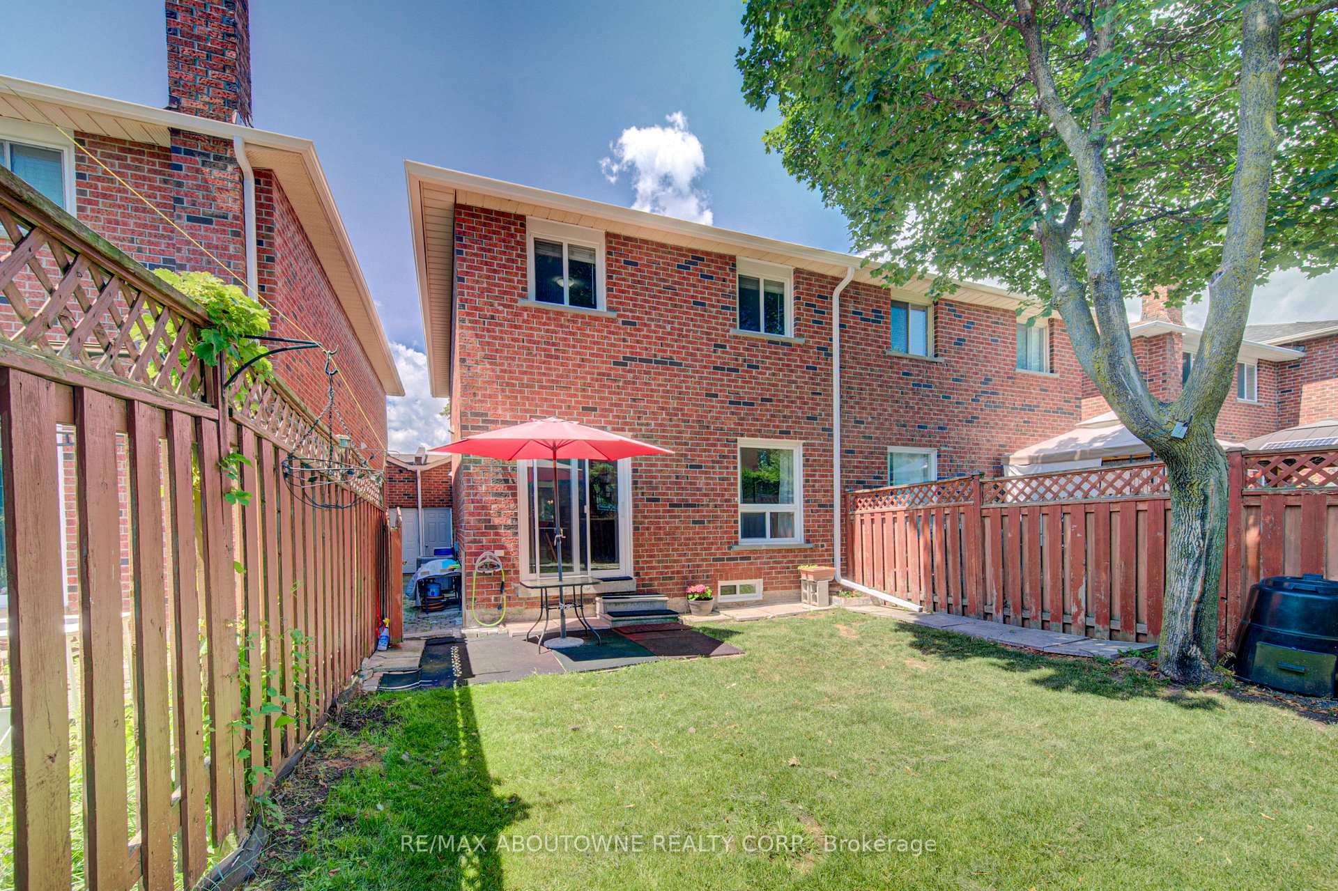 Photo 38 of 1140 Avondale Drive, Oakville, Wedgewood Creek — HOMEH