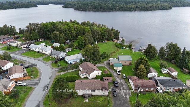 Photo 2 of 3 Cedar Avenue, Temagami — HOMEH