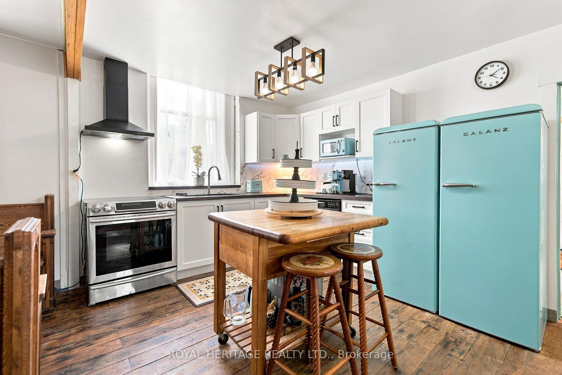 Photo 17 of 13 Richmond Street E, Kawartha Lakes, Bexley — HOMEH