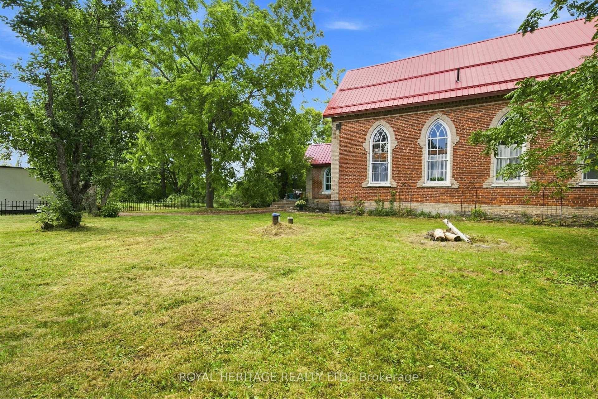 Photo 36 of 13 Richmond Street E, Kawartha Lakes, Bexley — HOMEH